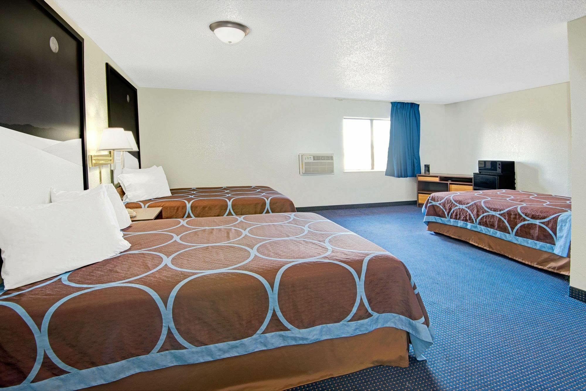 Super 8 By Wyndham Las Cruces University Area Экстерьер фото